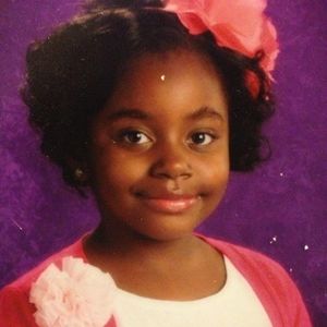 Meet your Posher, Dee